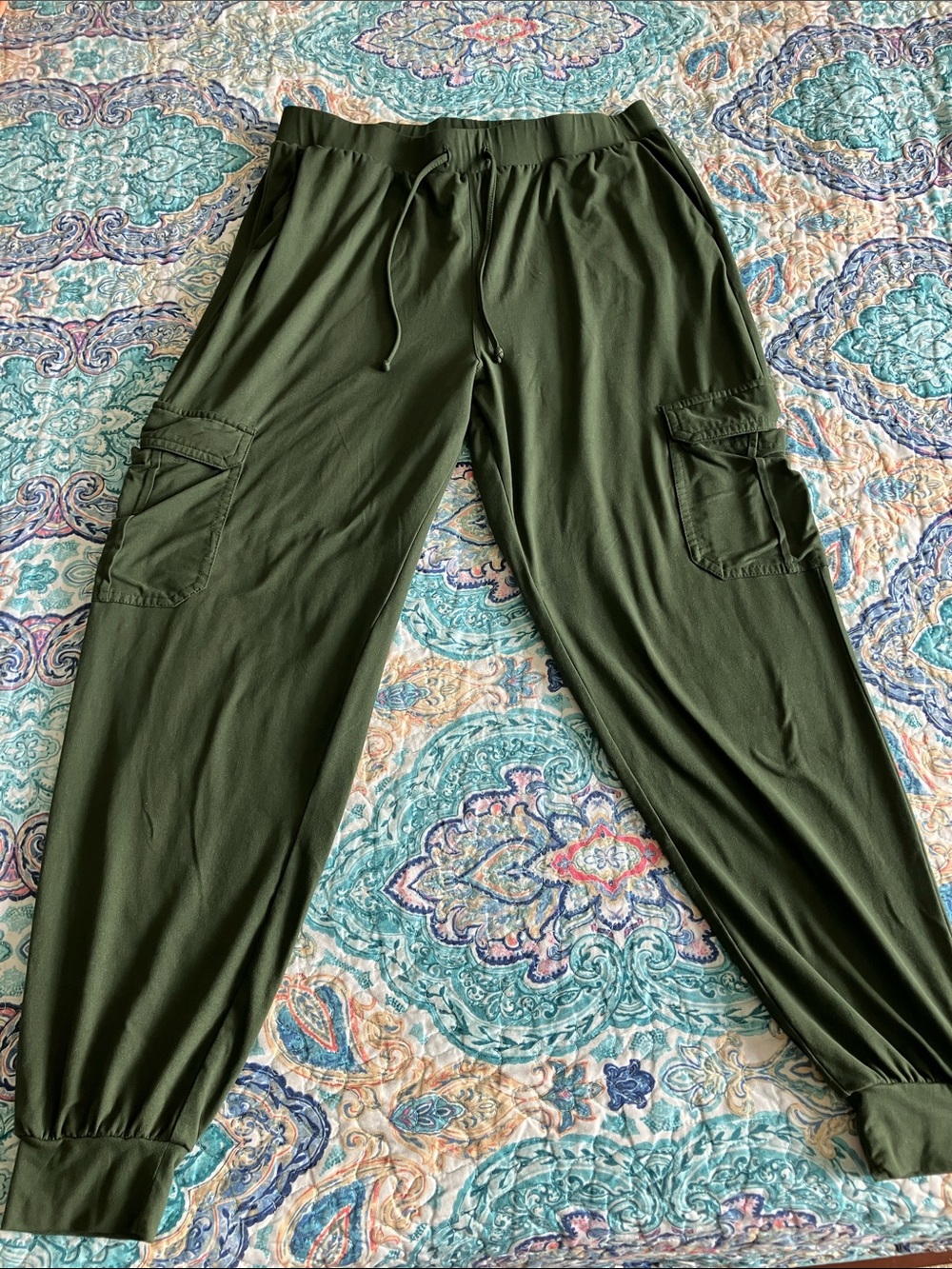 Olive Green Cargo Jogger Pants - Women
